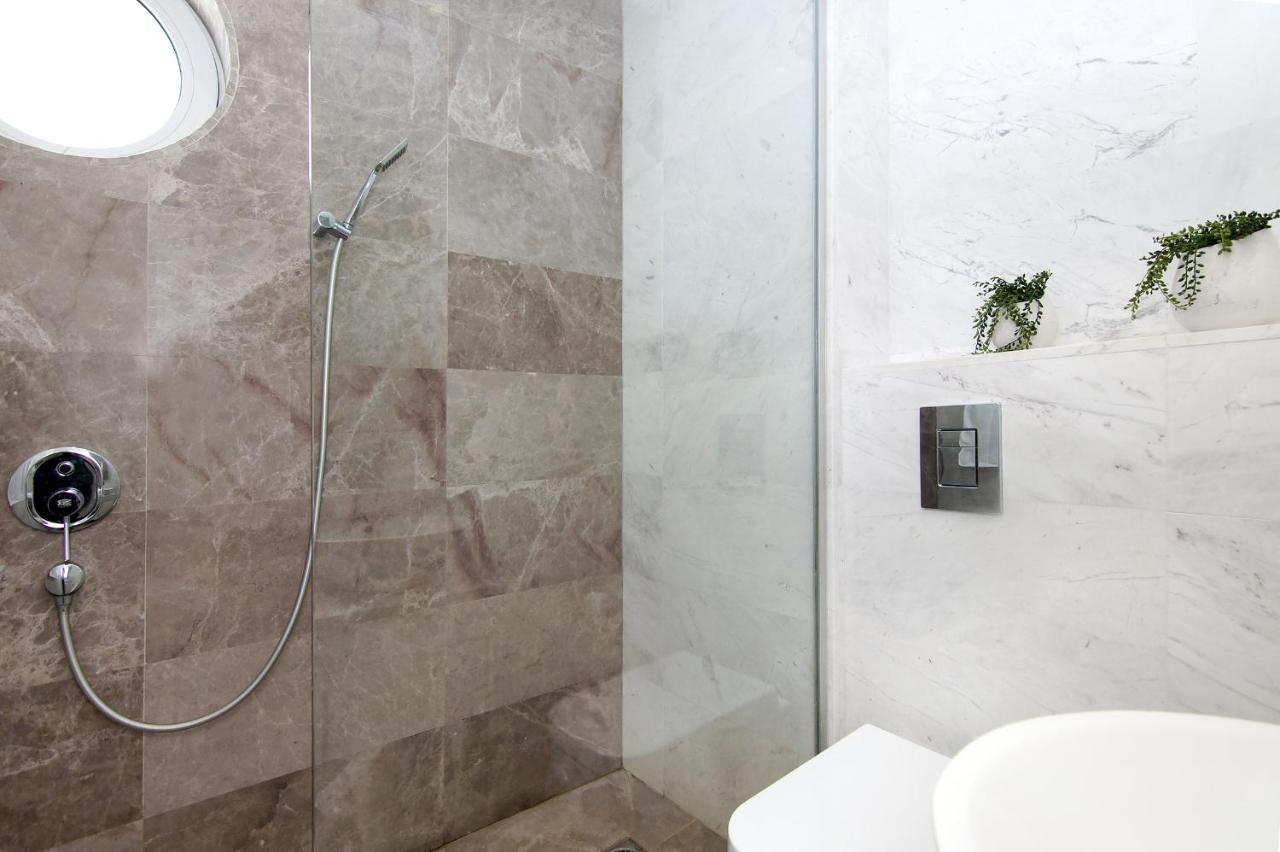 Apartment Josephine - Beachfront Protaras Esterno foto